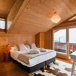 Hotel Les Mazots Du Clos 5*