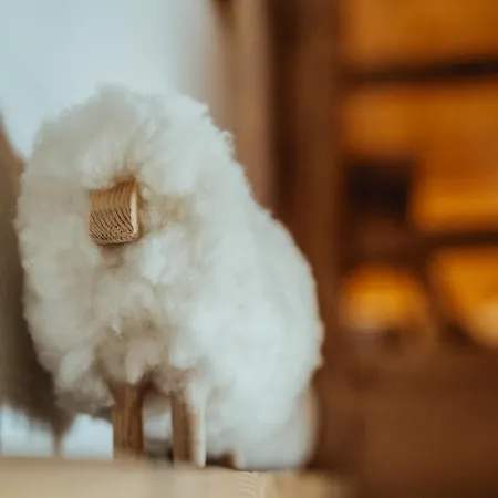 מלון Les Mazots Du Clos 5*