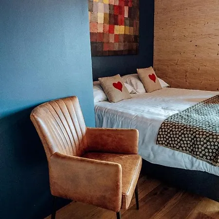 Les Mazots Du Clos מלון 5*