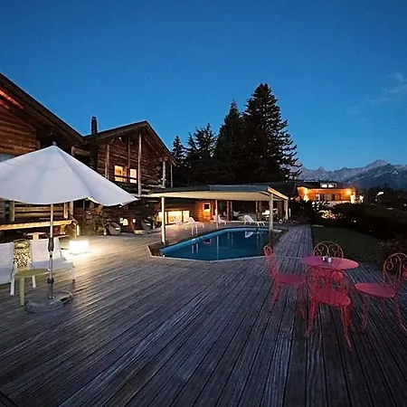 Hotel Les Mazots Du Clos 5*