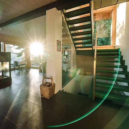 Les Mazots Du Clos Hotel 5*