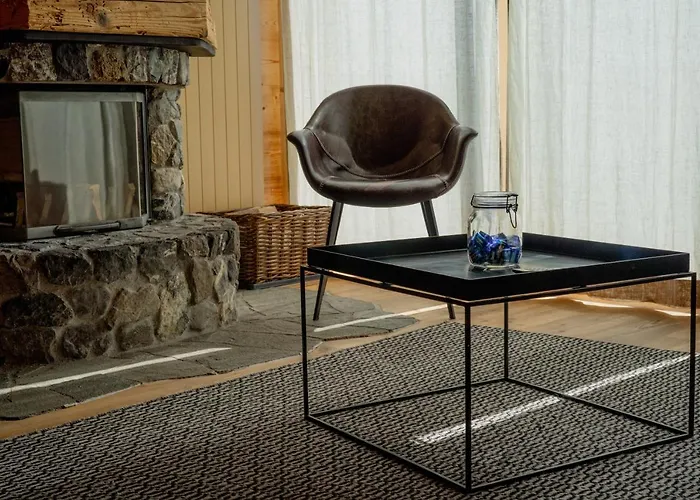 Les Mazots Du Clos 빌라쉬르올롱