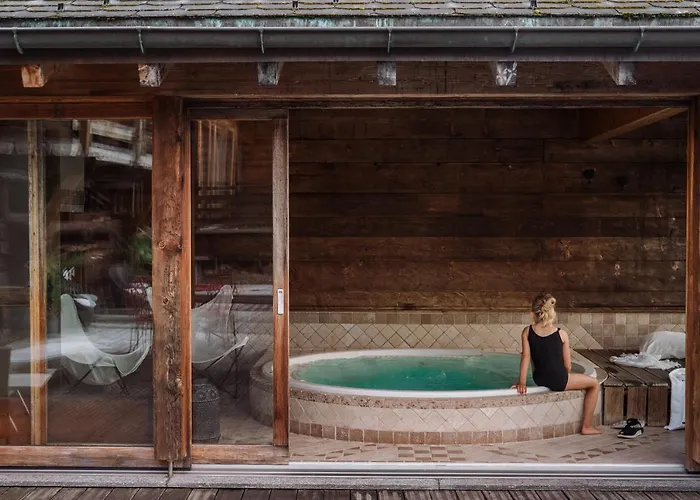 Les Mazots Du Clos 호텔 5*