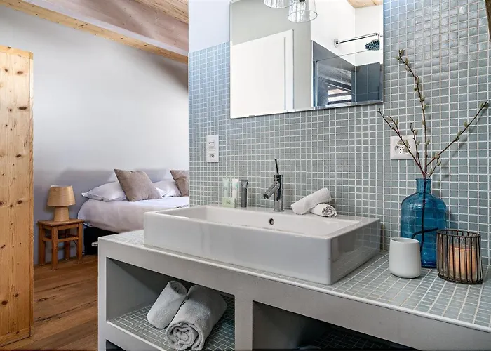 Hotel Les Mazots Du Clos 5*