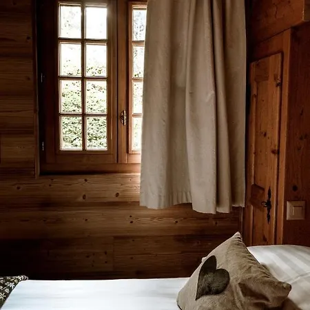 Les Mazots Du Clos Hotel 5*